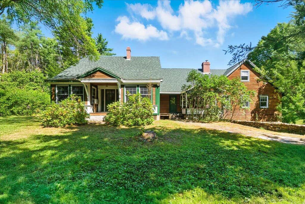 Photo of 699 N High Street, Bridgton, ME 04009 (MLS # 1673535)