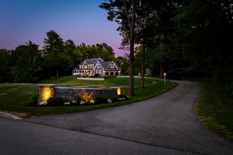 Photo of 53 Waters Edge Drive, Yarmouth, ME 04096 (MLS # 1672910)