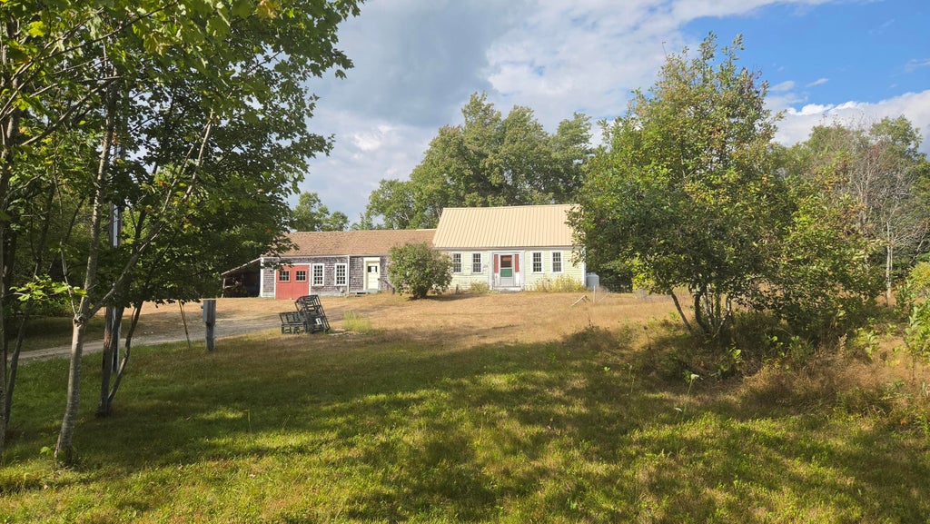 Photo of 29 Wallston RD, Saint George, ME 04860 (MLS # 1679844)