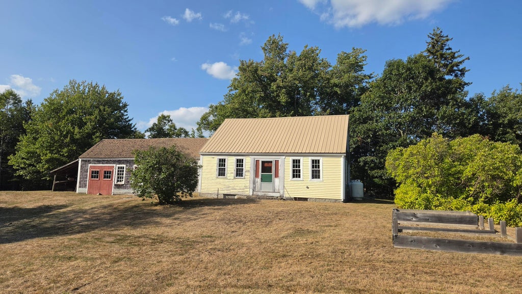 Photo of 29 Wallston RD, Saint George, ME 04860 (MLS # 1679844)
