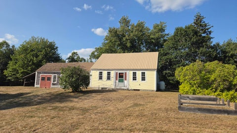 Photo of 29 Wallston RD, Saint George, ME 04860 (MLS # 1679844)