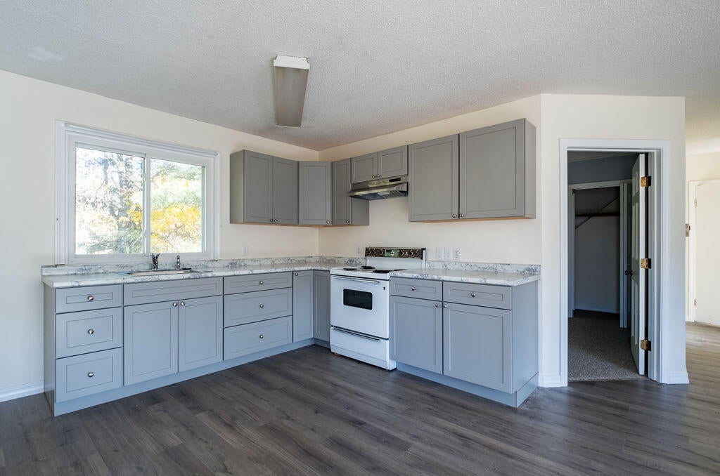 Photo of 415 Bath Road, Brunswick, ME 04011 (MLS # 1684095)