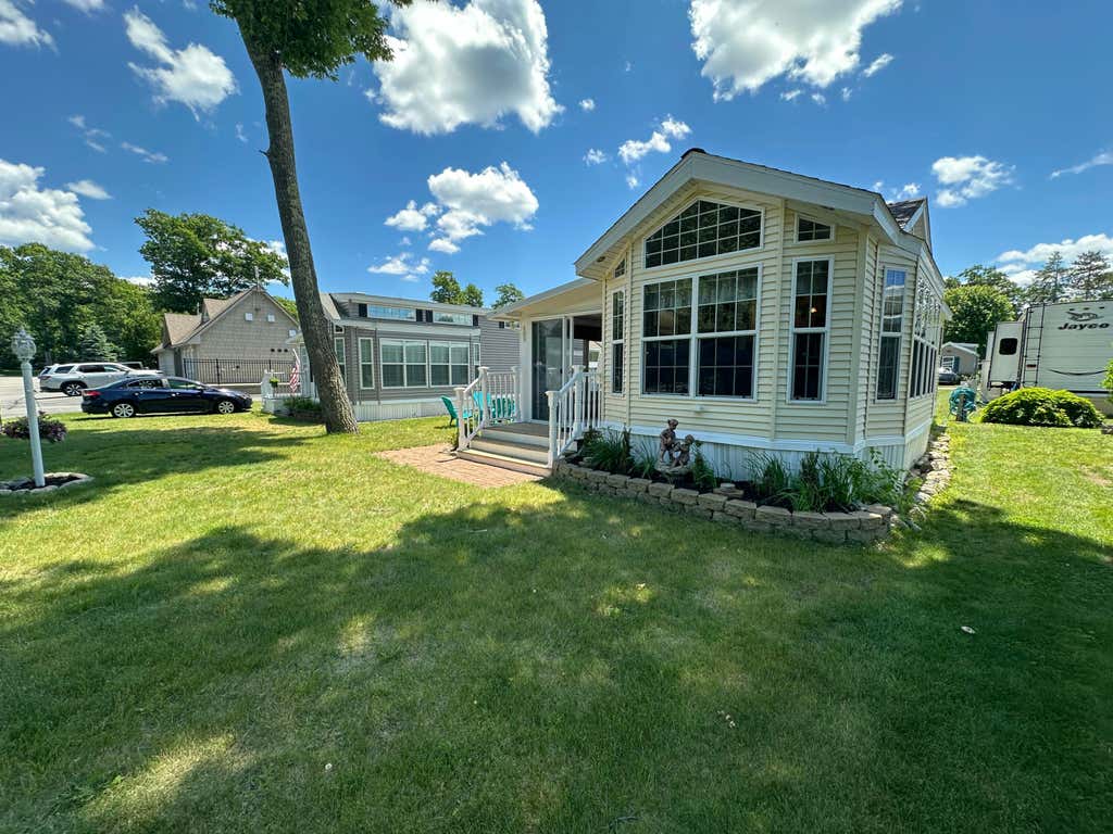 Photo of 23 College Drive #409, Wells, ME 04090 (MLS # 1669514)