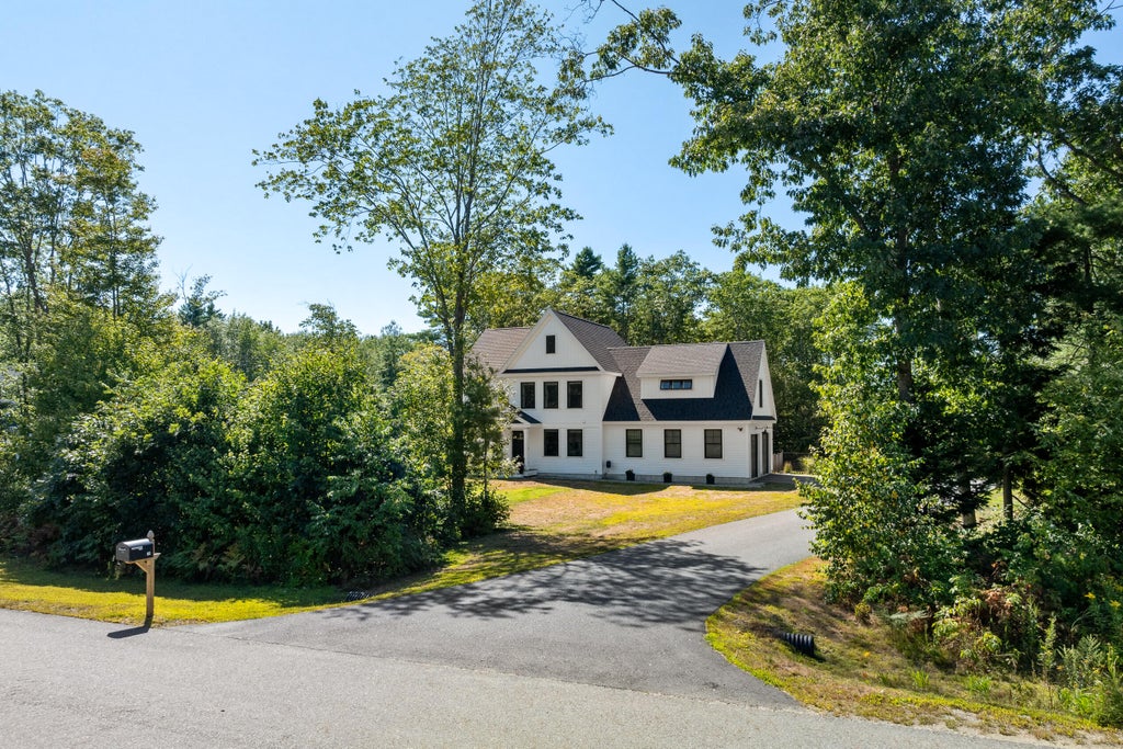 Photo of 14 Raspberry Lane, Topsham, ME 04086 (MLS # 1674699)