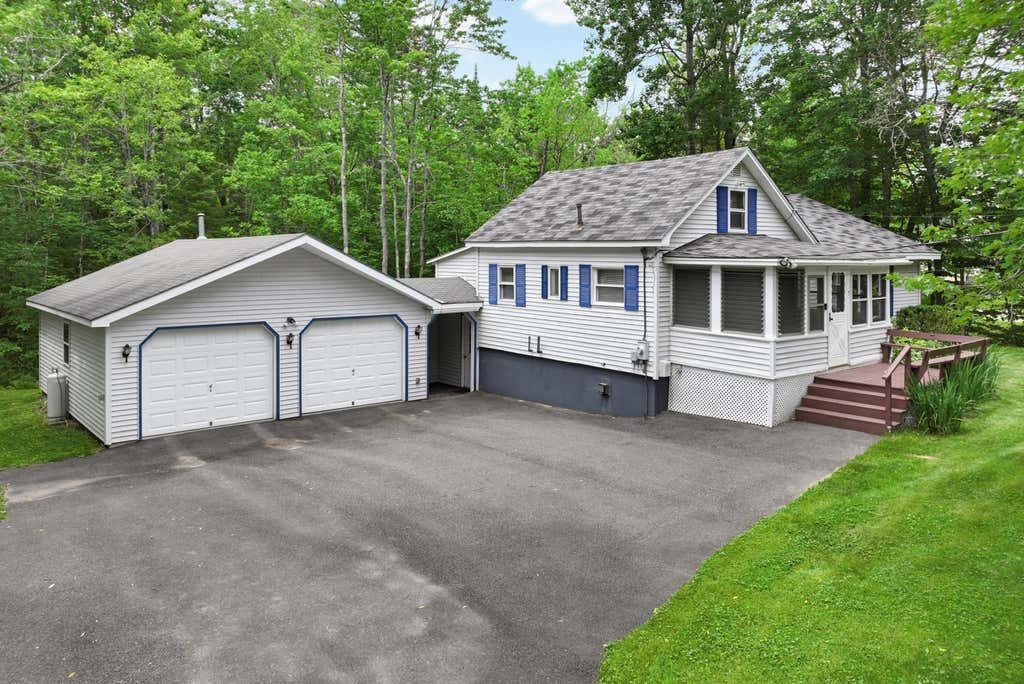 Photo of 15 White Birch Lane, Greene, ME 04236 (MLS # 1669404)