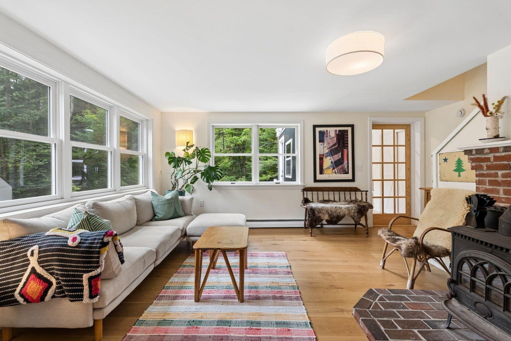 Photo of 154 Wardtown Road, Freeport, ME 04032 (MLS # 1679331)