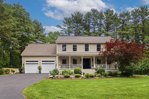 Photo of 2 Beacon Street, Kennebunk, ME 04043 (MLS # 1673530)