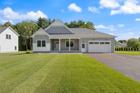 Photo of 5 Marsh Bend Drive, Scarborough, ME 04074 (MLS # 1676453)