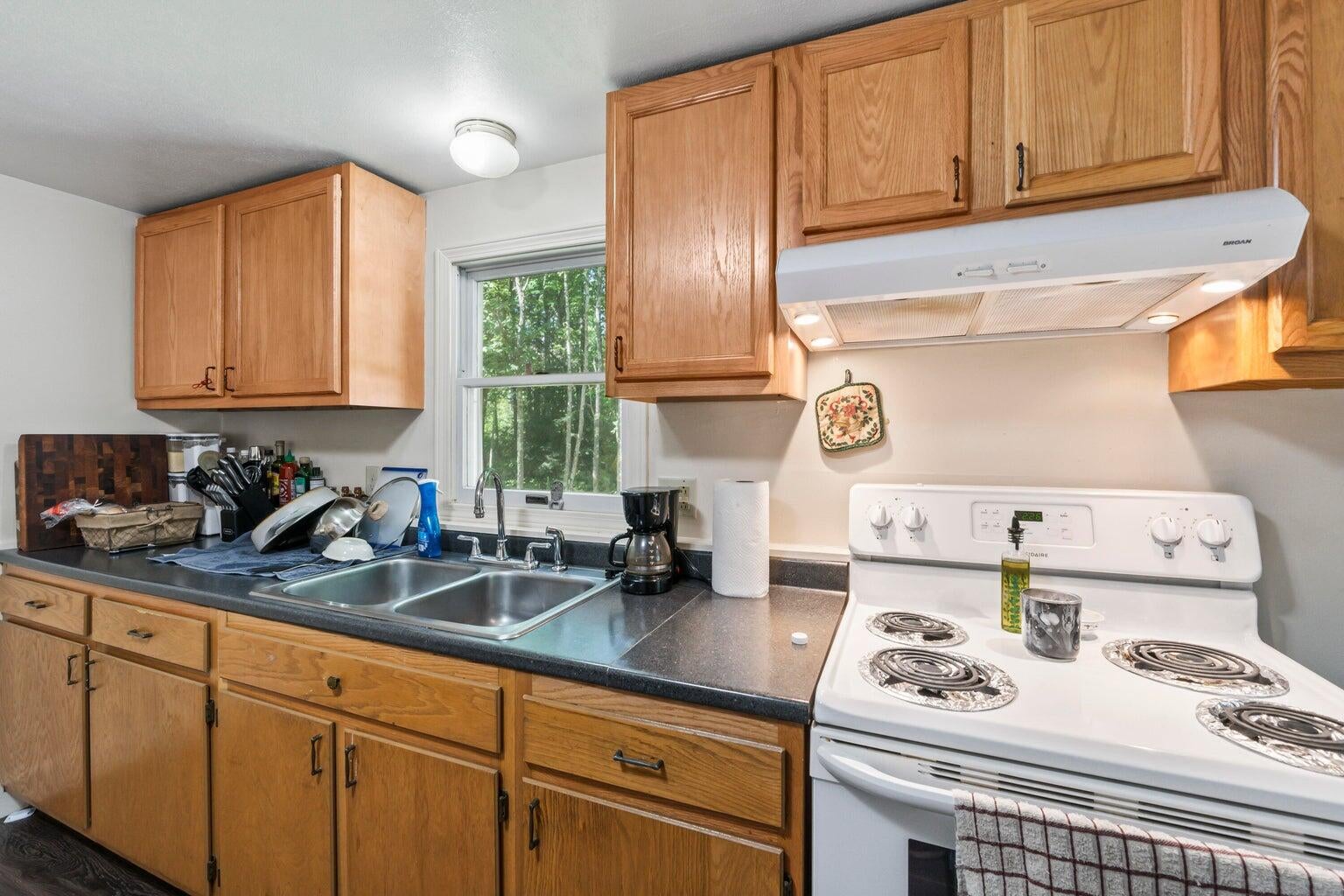 1646 Branch Road