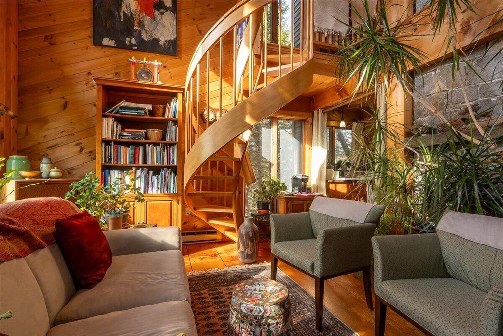 Photo of 31 Schaefer Lane, Saint George, ME 04860 (MLS # 1654718)