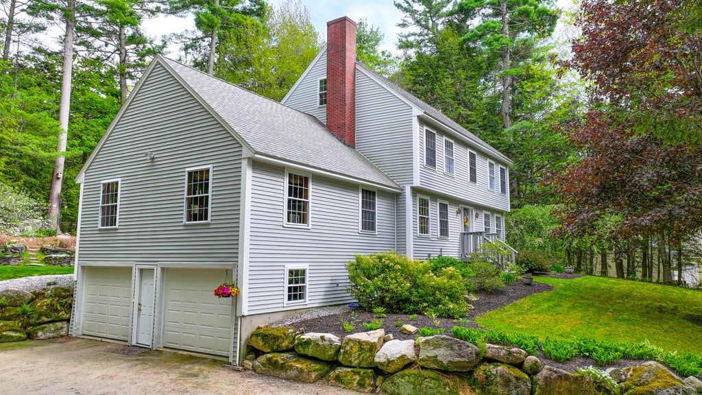 Photo of 25 Jefferson Court, Naples, ME 04055 (MLS # 1663464)