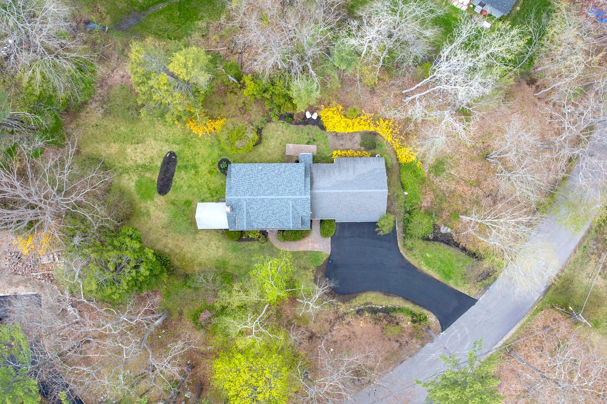 Yarmouth, Maine, 04096, United States, 4 Bedrooms Bedrooms, ,4 BathroomsBathrooms,Residential,Pending,2045664