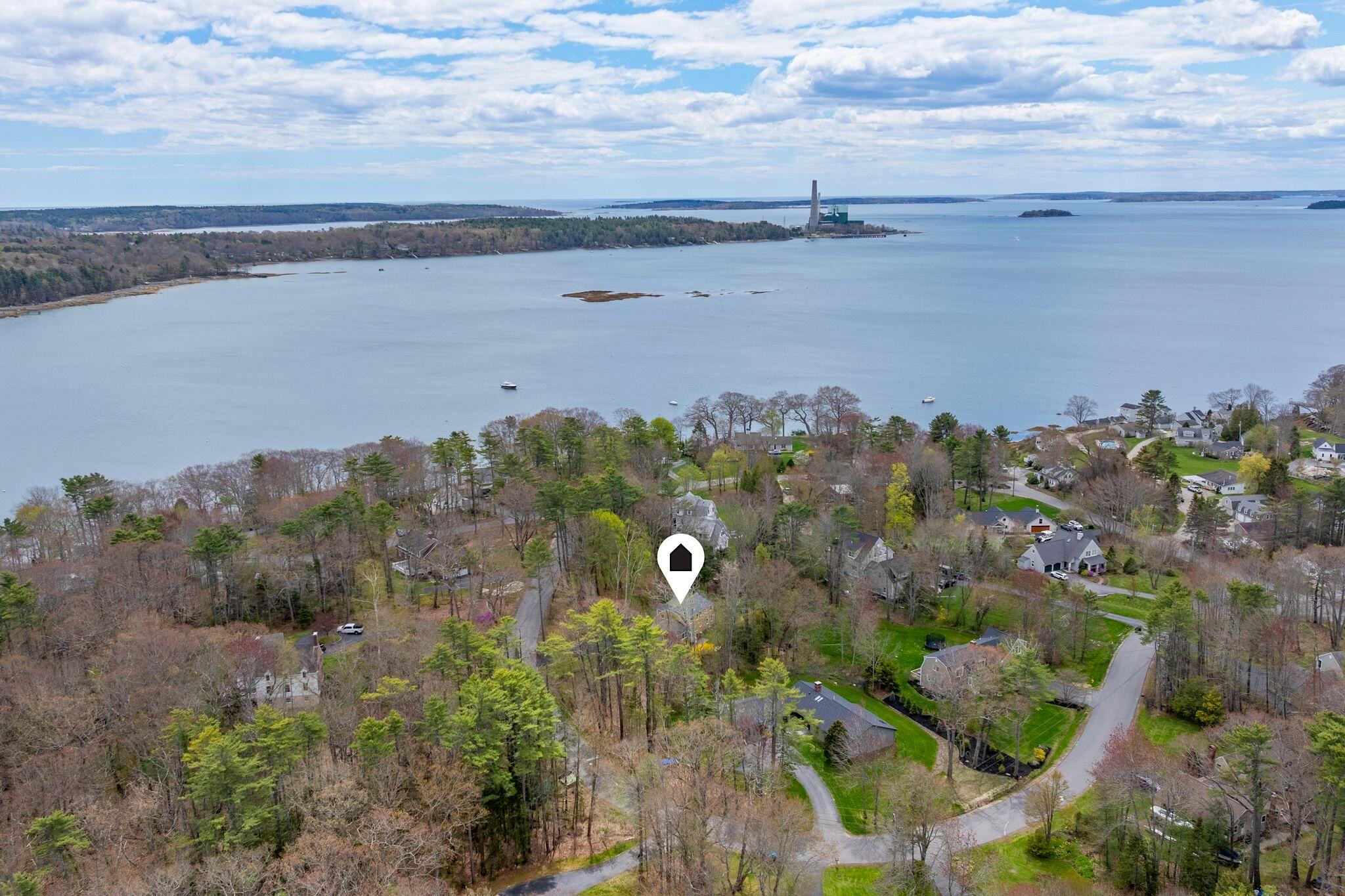 Yarmouth, Maine, 04096, United States, 4 Bedrooms Bedrooms, ,4 BathroomsBathrooms,Residential,Pending,2045664