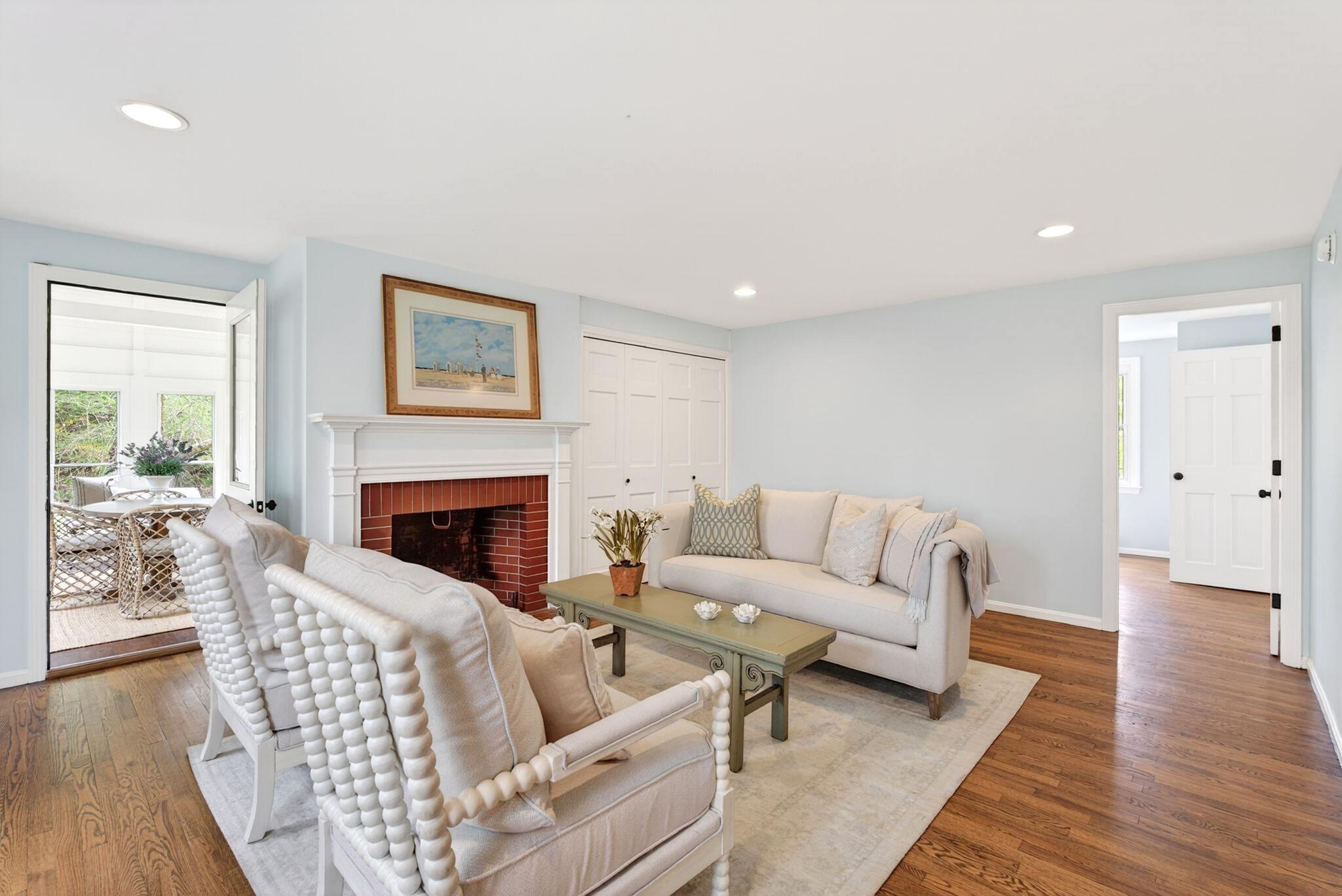 Yarmouth, Maine, 04096, United States, 4 Bedrooms Bedrooms, ,4 BathroomsBathrooms,Residential,Pending,2045664