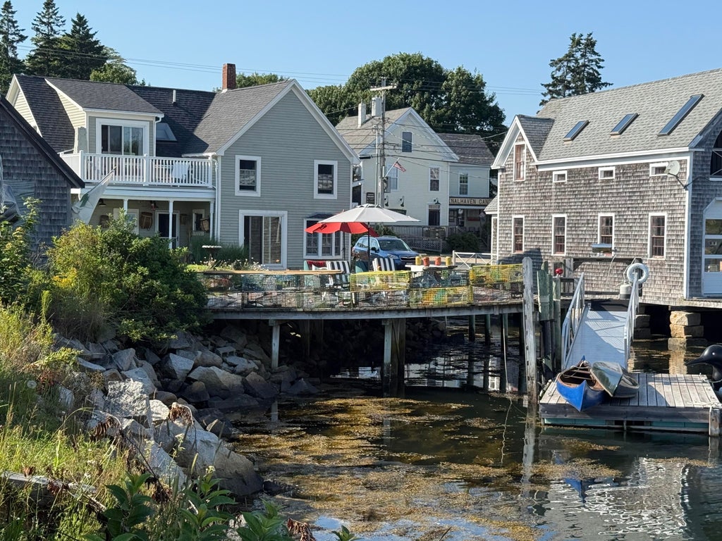 Photo of 55 W Main Street, Vinalhaven, ME 04863 (MLS # 1660190)