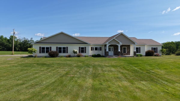 207 CORINTH RD, HUDSON, ME 04449 - Image b0681e8d4fa295b7fa7335cceb7b512b/65376423