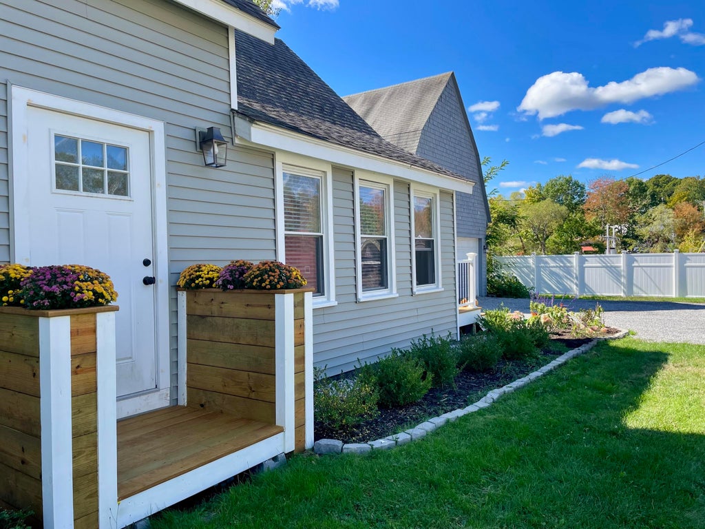 Photo of 59 River Road, Bowdoinham, ME 04008 (MLS # 1682111)