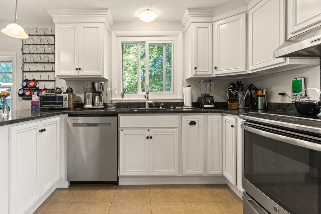 Photo of 22 Tall Pine Road, Cape Elizabeth, ME 04107 (MLS # 1681844)