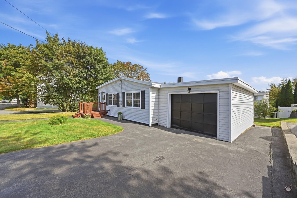 Photo of 23 Beckett Street, Lewiston, ME 04240 (MLS # 1674319)