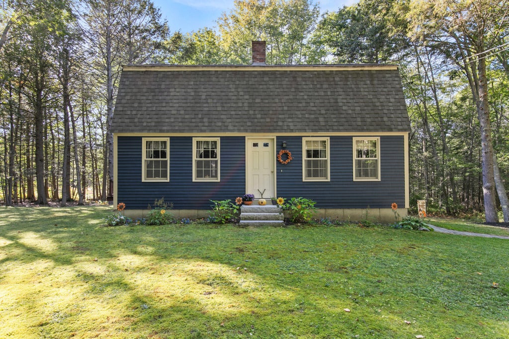 Photo of 29 Drinkwater Point Road, Yarmouth, ME 04096 (MLS # 1681874)