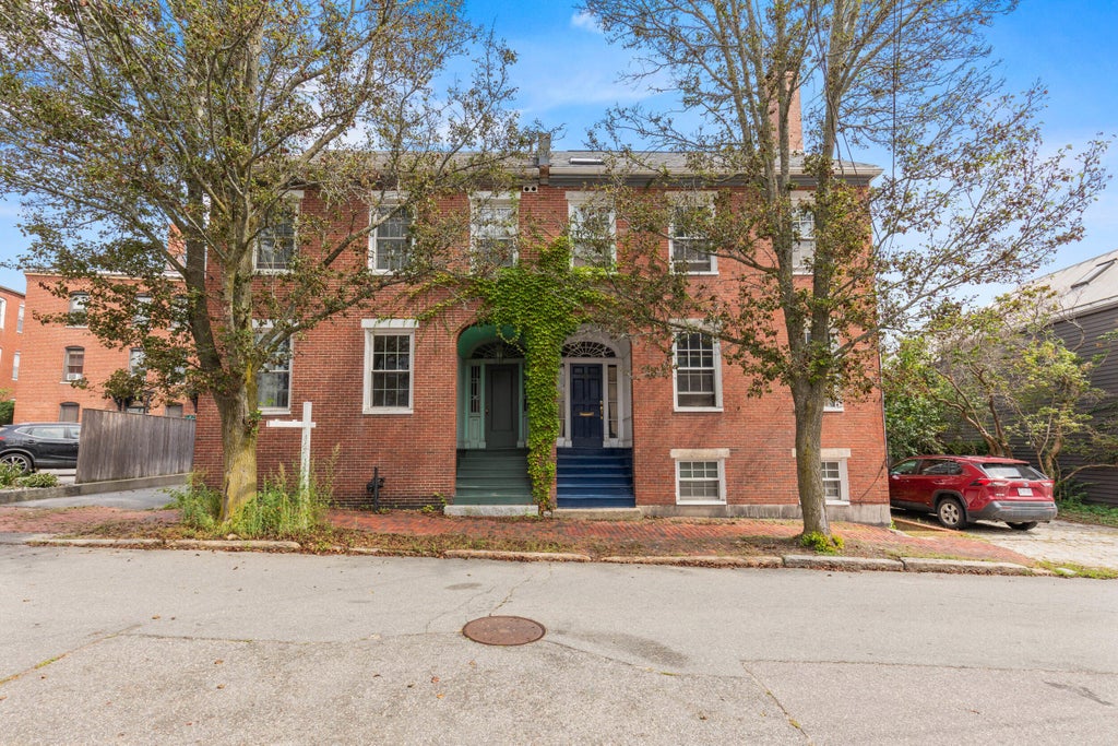 Photo of 11 South Street, Portland, ME 04101 (MLS # 1678643)