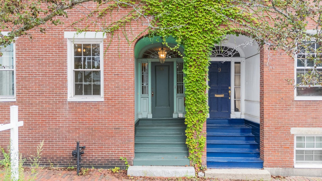 Photo of 11 South Street, Portland, ME 04101 (MLS # 1678643)