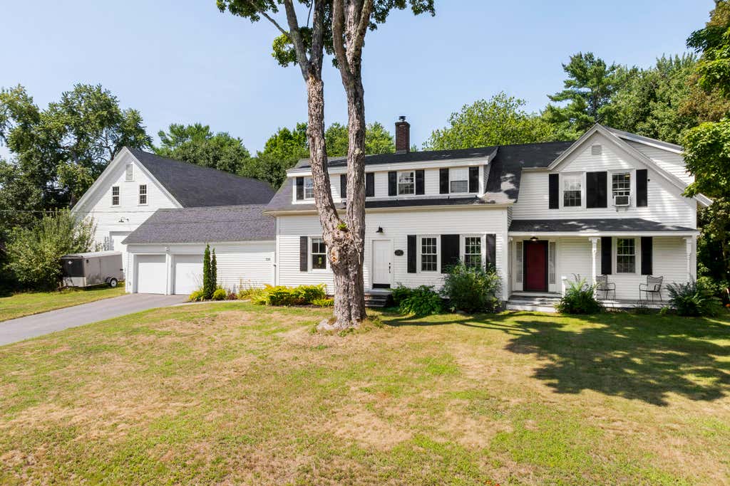 Photo of 126 Summer Street, Lisbon, ME 04252 (MLS # 1676213)
