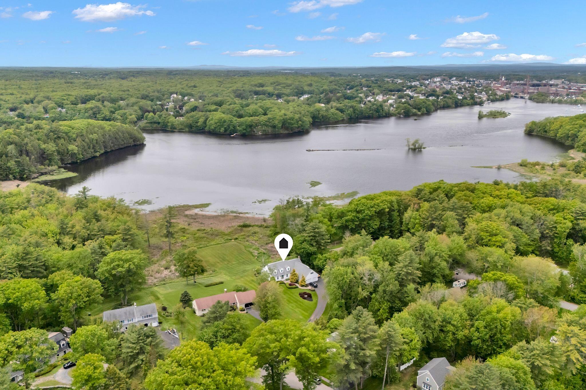 Saco, Maine, 04072, United States, 4 Bedrooms Bedrooms, ,4 BathroomsBathrooms,Residential,Active,2037560