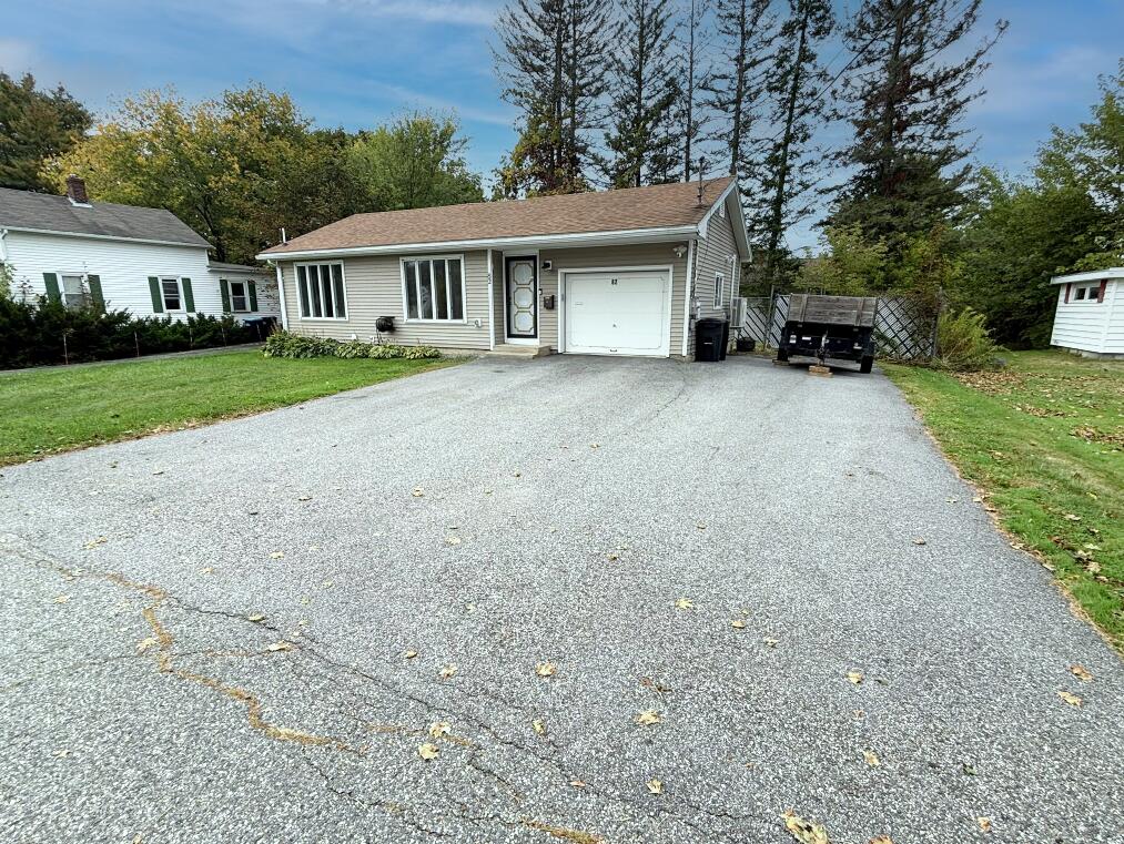 Photo of 82 Leavitt Avenue, Lewiston, ME 04240 (MLS # 1683178)