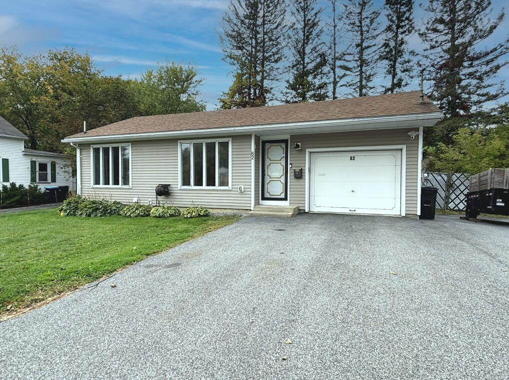 Photo of 82 Leavitt Avenue, Lewiston, ME 04240 (MLS # 1683178)