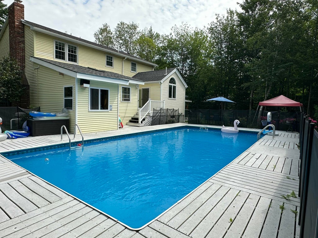 Photo of 8 Westview Drive, Waterville, ME 04901 (MLS # 1680034)