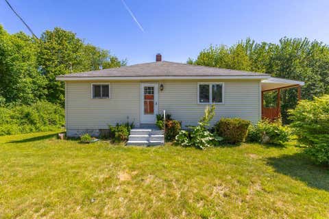 Photo of 15 Ross Road, Kennebunk, ME 04043 (MLS # 1666711)