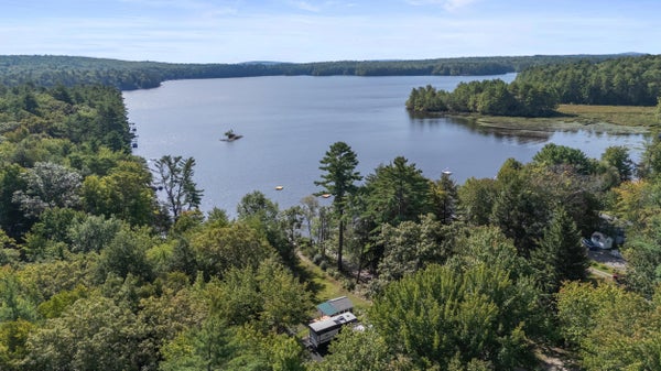 89 THOMAS POND SHORE RD, CASCO, ME 04015 - Image b69abd28d348aa42f77d286fc6aad9cd/3972178524