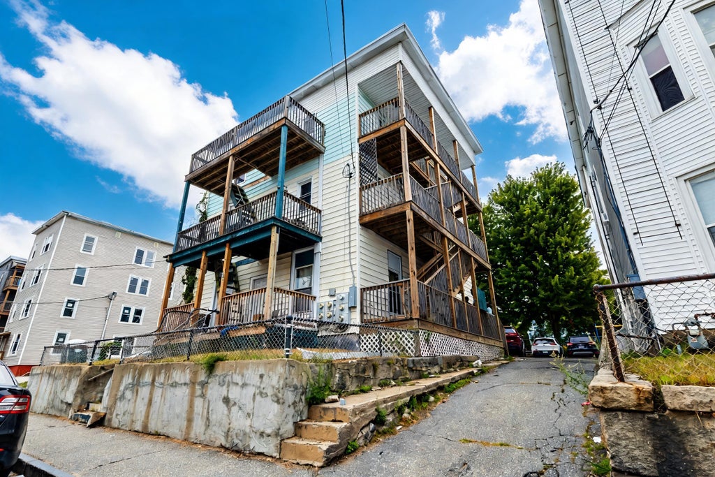 Photo of 256 Park Street, Lewiston, ME 04240 (MLS # 1679581)