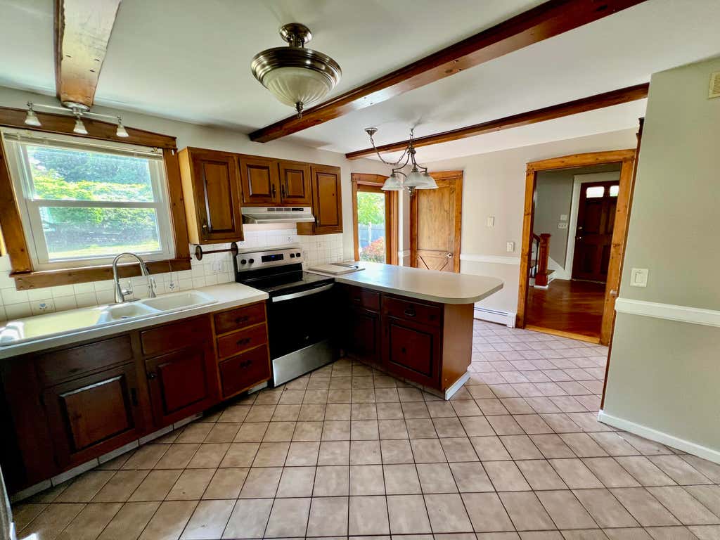 Photo of 1079 Turner Street, Auburn, ME 04210 (MLS # 1672114)