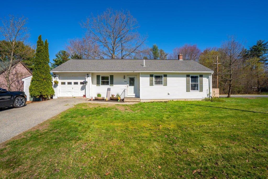 Photo of 1712 Hotel Road, Auburn, ME 04210 (MLS # 1670365)