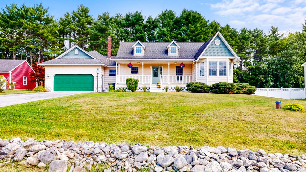 Photo of 33 Waters Edge Drive, Lewiston, ME 04240 (MLS # 1680012)