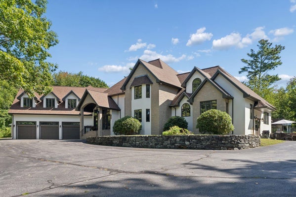 1050 HIGHLAND AVE, SOUTH PORTLAND, ME 04106 - Image bc2a09ecc492fb46b3b0bed0d9ea5de6/2203503976
