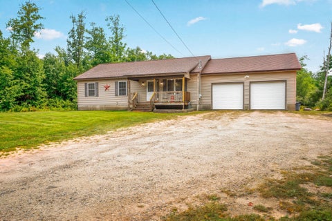 Photo of 331 Foss Road, Limerick, ME 04048 (MLS # 1682571)