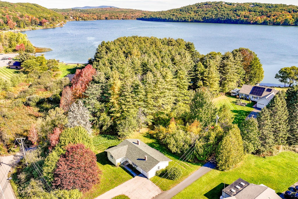 Photo of 133 Lake View Drive, Rockland, ME 04841 (MLS # 1684214)