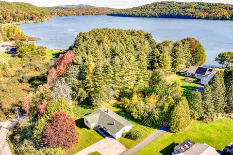 Photo of 133 Lake View Drive, Rockland, ME 04841 (MLS # 1684214)