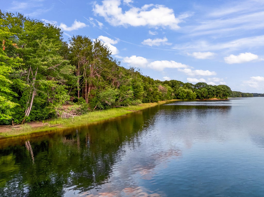 Photo of 65 Elm Street, Topsham, ME 04086 (MLS # 1676885)