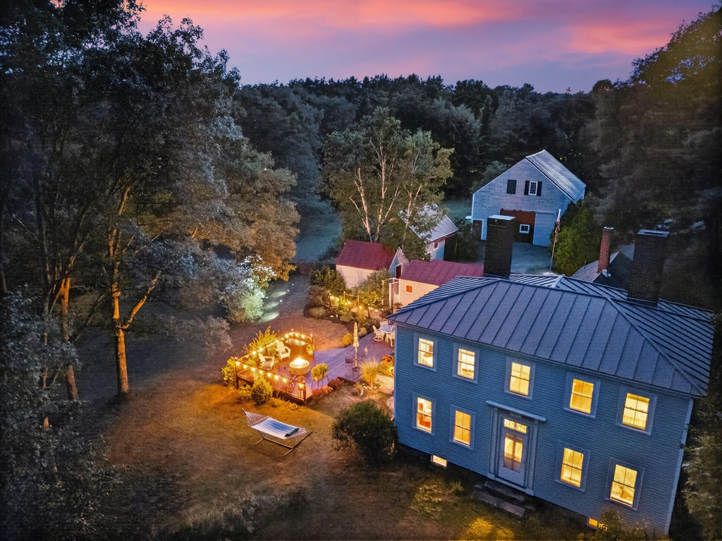 Photo of 65 Elm Street, Topsham, ME 04086 (MLS # 1676885)