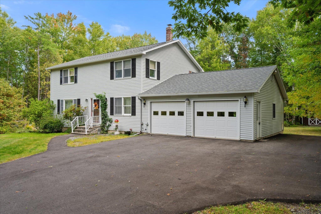 Photo of 1057 Sunset Avenue, Glenburn, ME 04401 (MLS # 1681352)