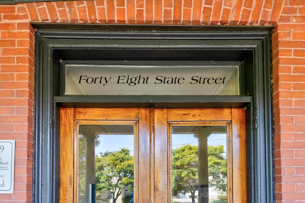 Photo of 48 State Street #2, Portland, ME 04101 (MLS # 1683802)