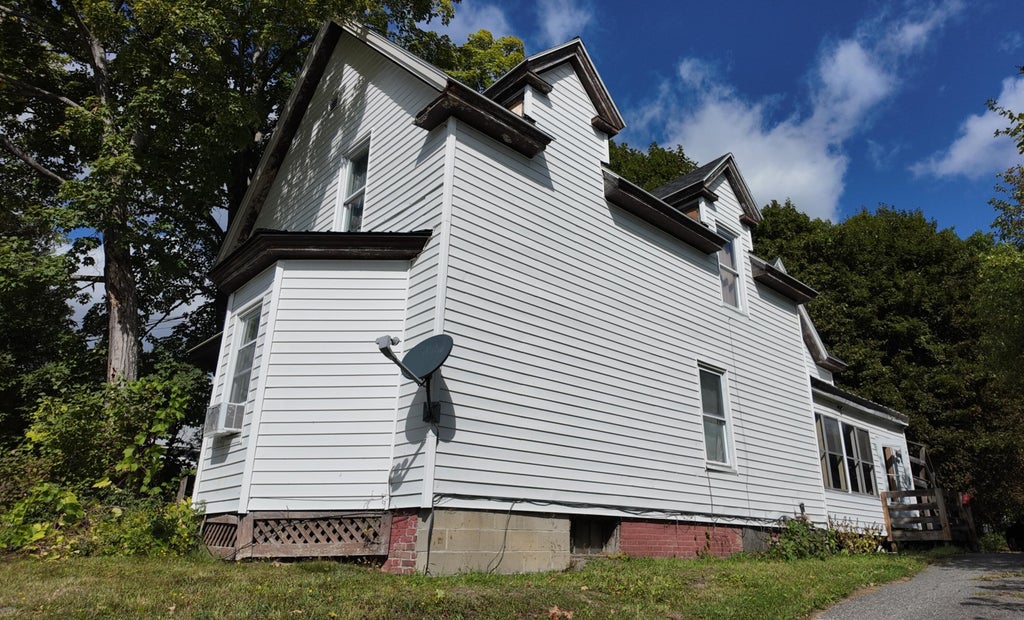 Photo of 19 Oakland Street, Waterville, ME 04901 (MLS # 1680528)