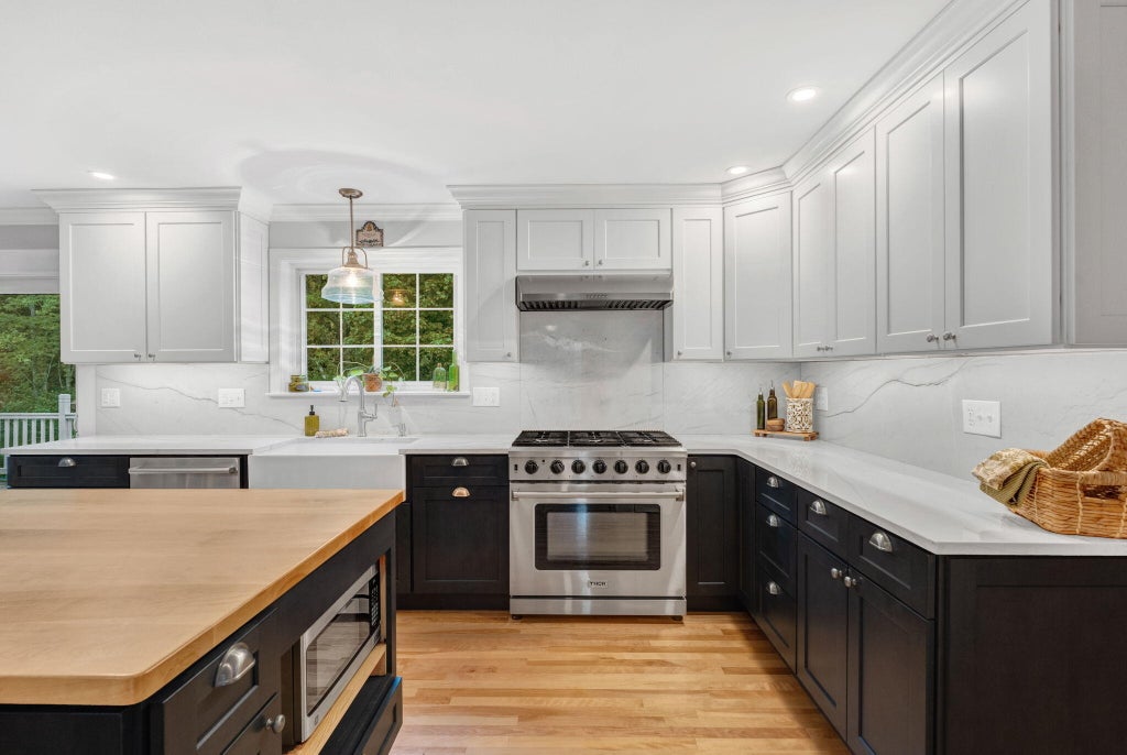 Photo of 63 Fairways, Bangor, ME 04401 (MLS # 1682879)