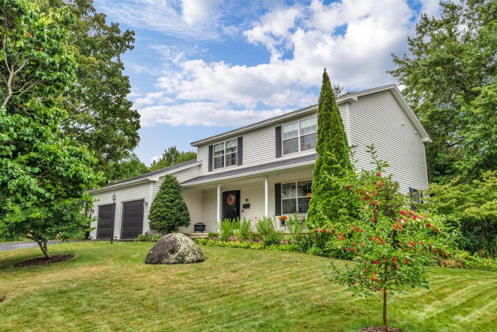 Photo of 63 Fairways, Bangor, ME 04401 (MLS # 1682879)