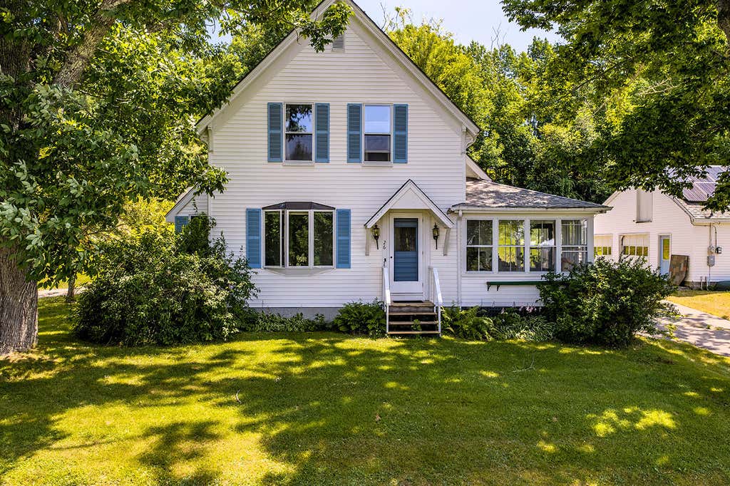Photo of 26 Middle Road, Union, ME 04862 (MLS # 1674510)