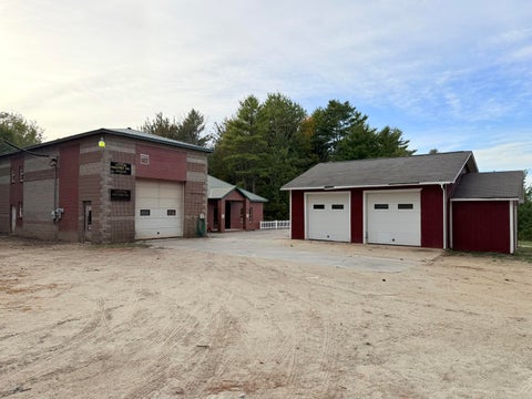 Photo of 27 Bradstreet Drive, Wales, ME 04280 (MLS # 1683756)